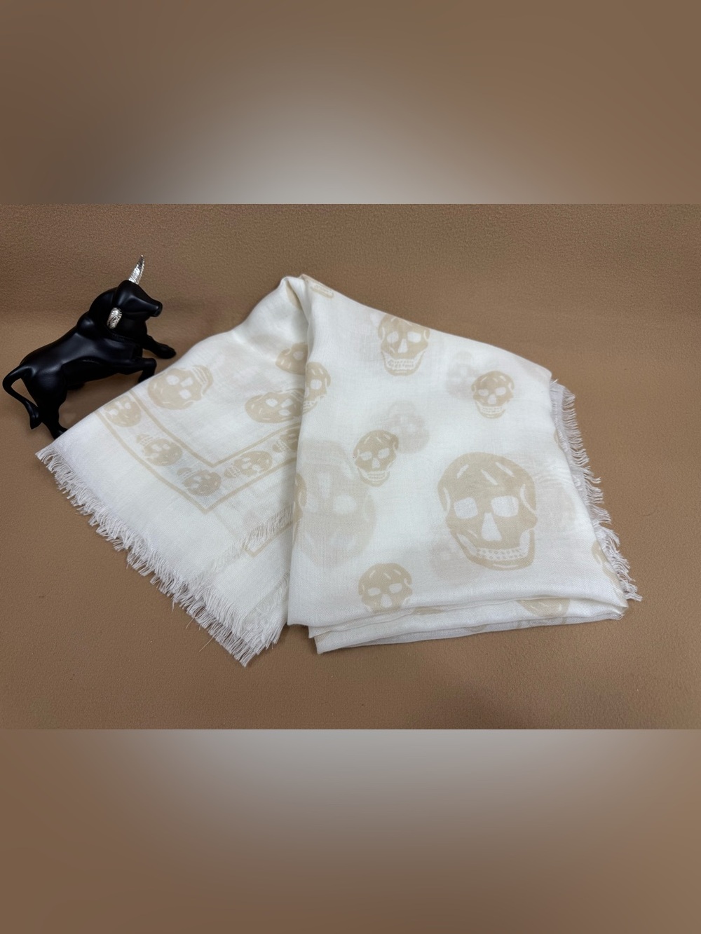 Alexander McQueen Cream and Beige Skull Motif Scarf